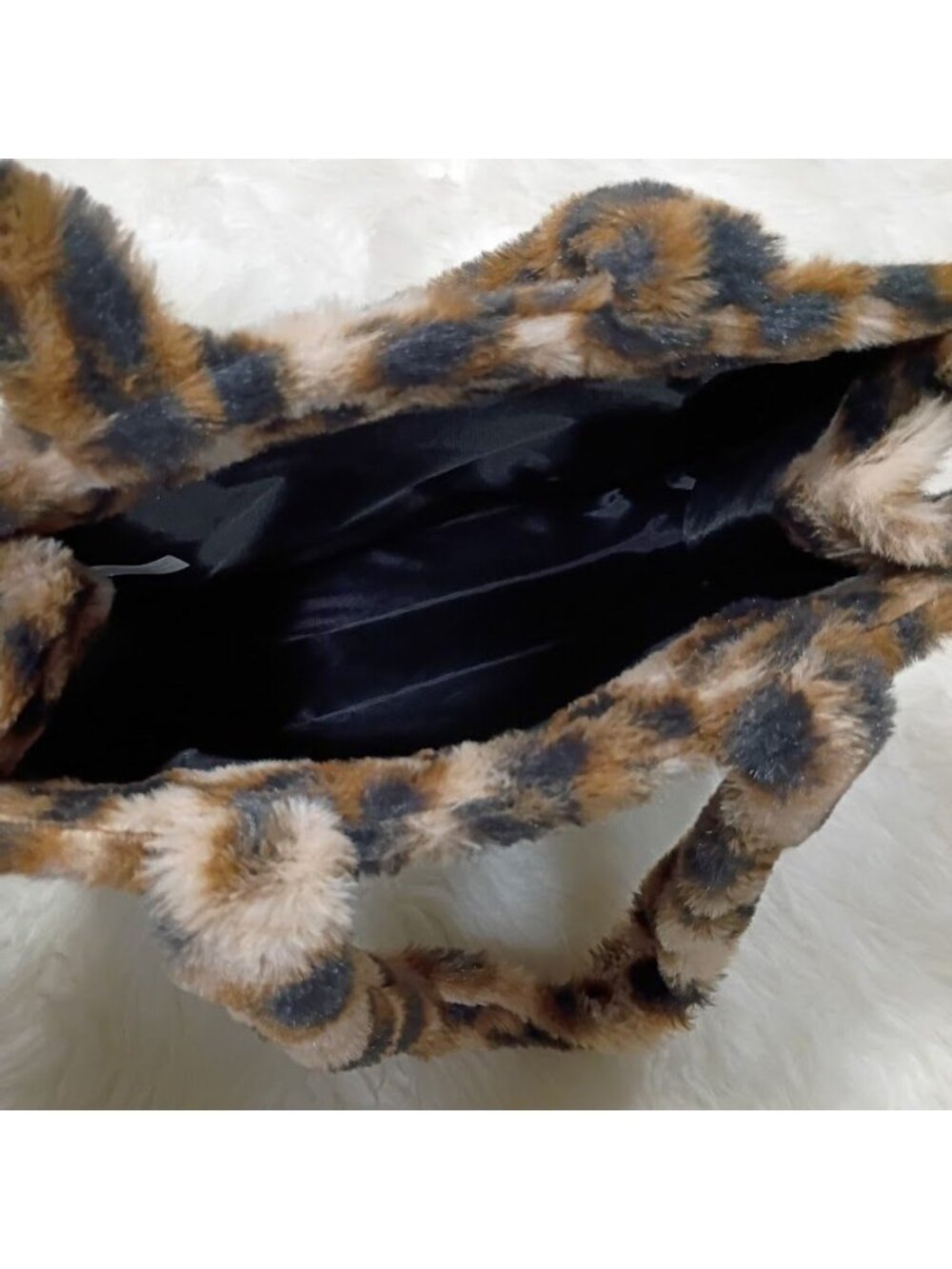 Leopard Print Faux Fur Tote Bag - Soft & Stylish Handbag For Everyday Use - Picture 8 of 11